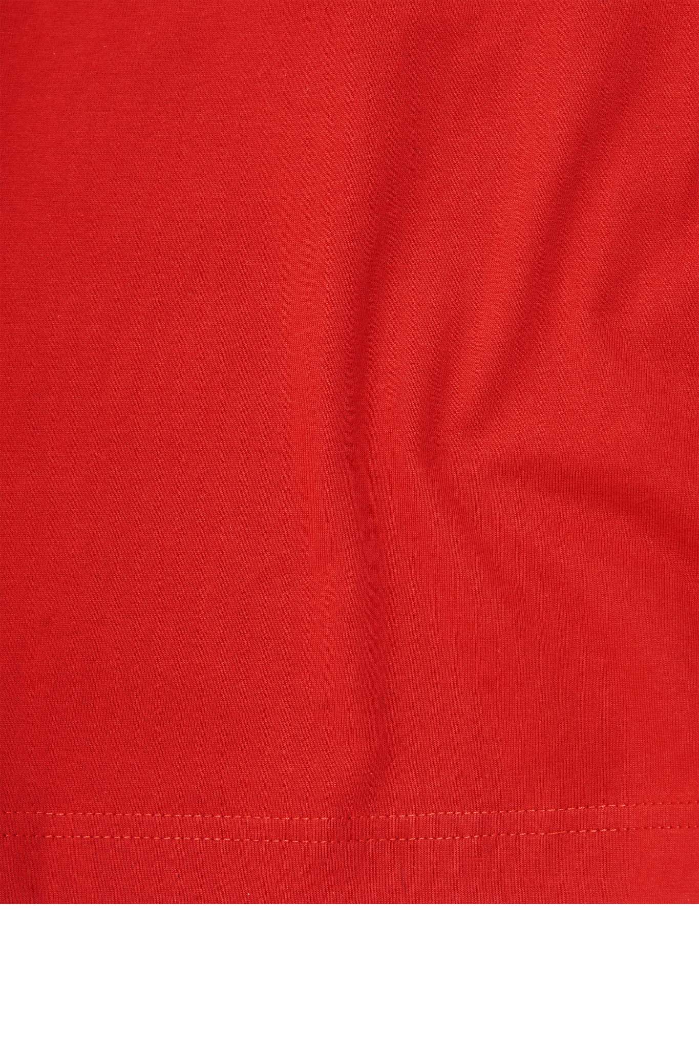 "OUTDOOR EXPLORATION" MULTI LOGO TEE IN RARRI RED - Image 9