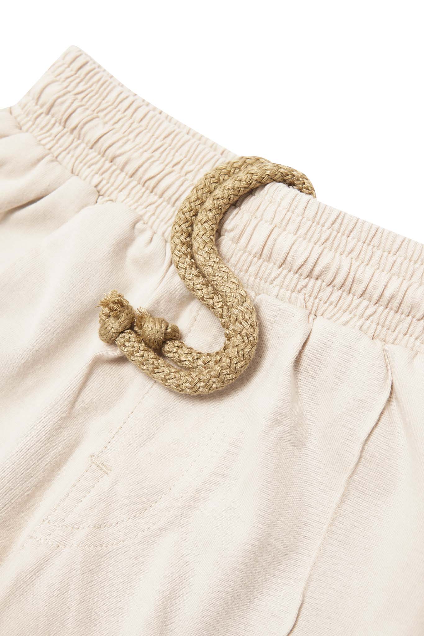 "PAINT SPLAT" LITTLE HUMAN™ PLEATED SHORTS IN OAT - Image 5