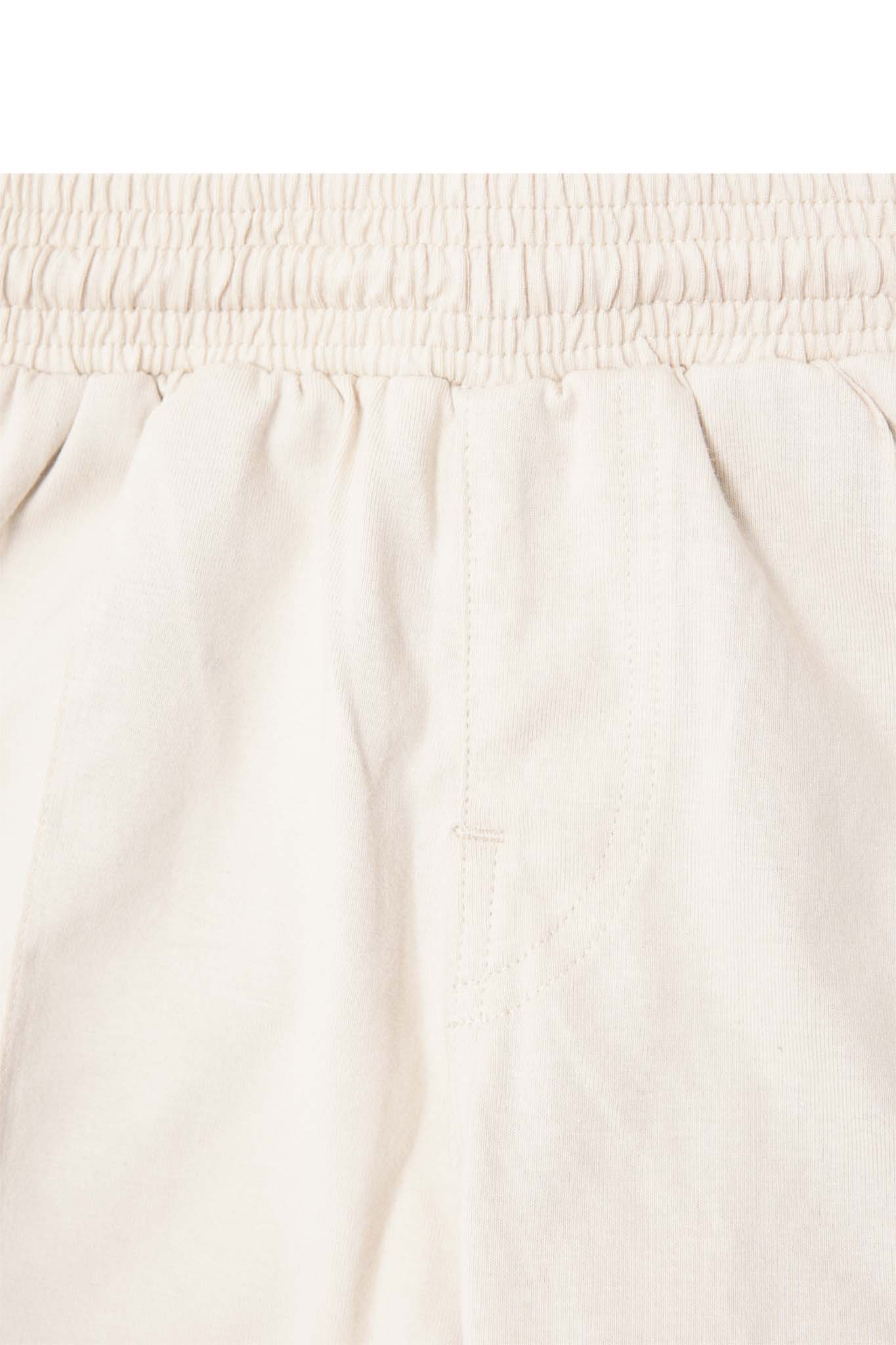 "PAINT SPLAT" LITTLE HUMAN™ PLEATED SHORTS IN OAT - Image 6