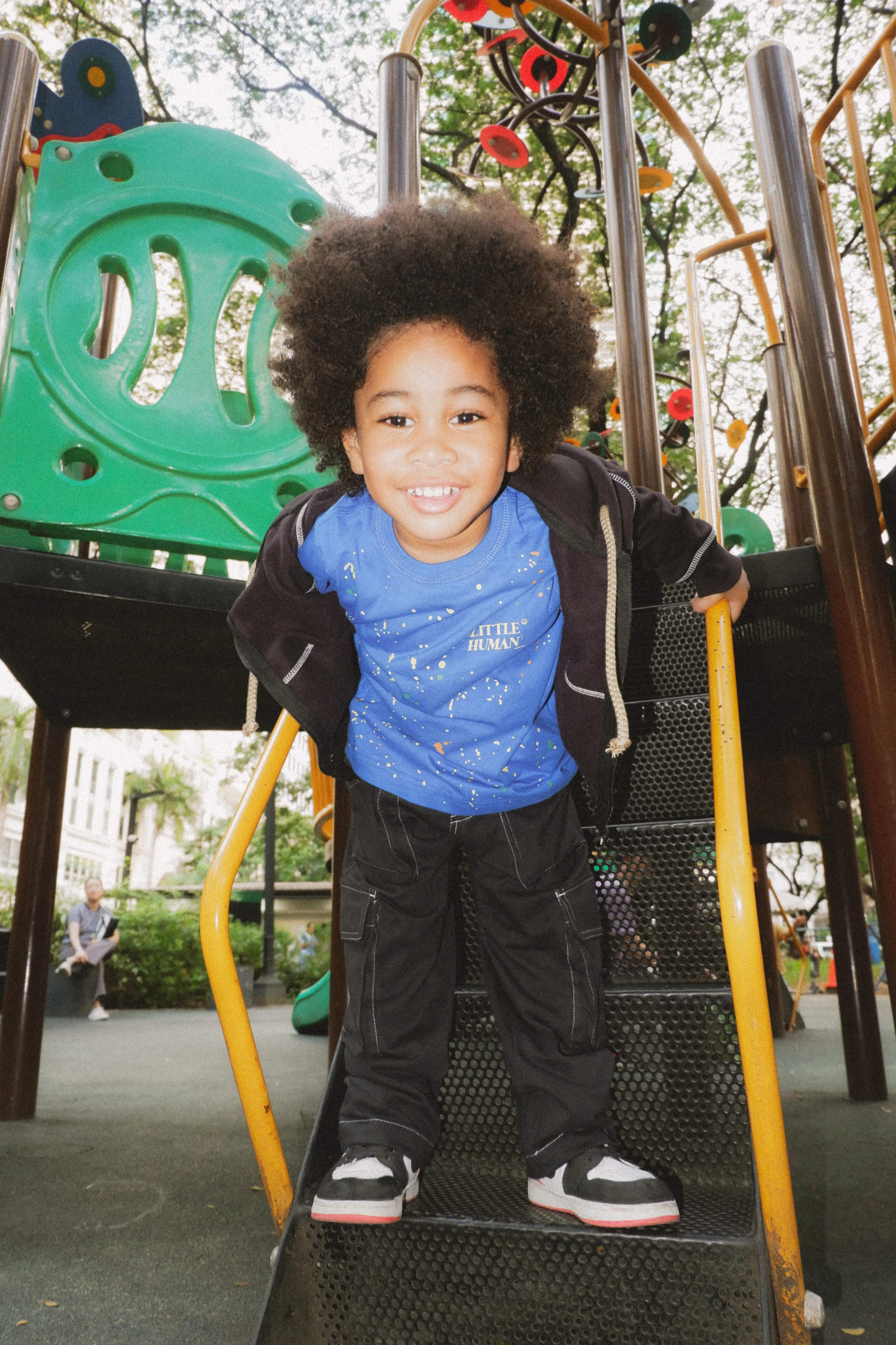 "PAINT SPLAT" LITTLE HUMAN™ TEE IN ELECTRIC BLUE - Image 13