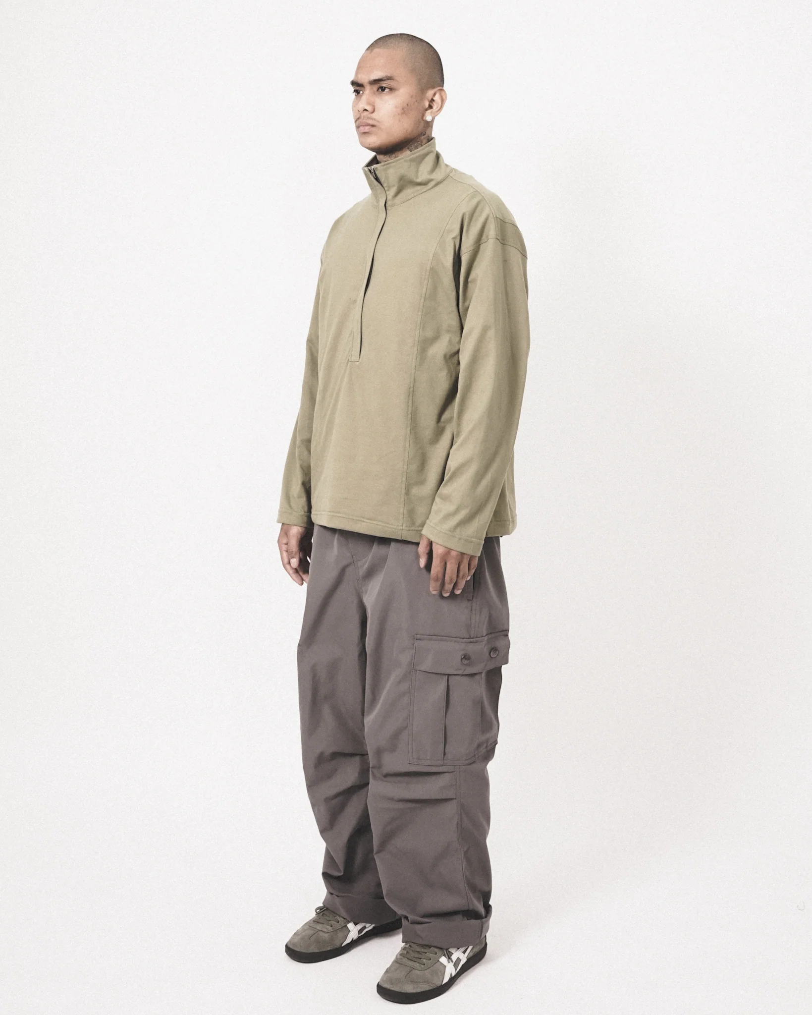 QUARTER ZIP L/S TEE IN OLIVE - Image 12