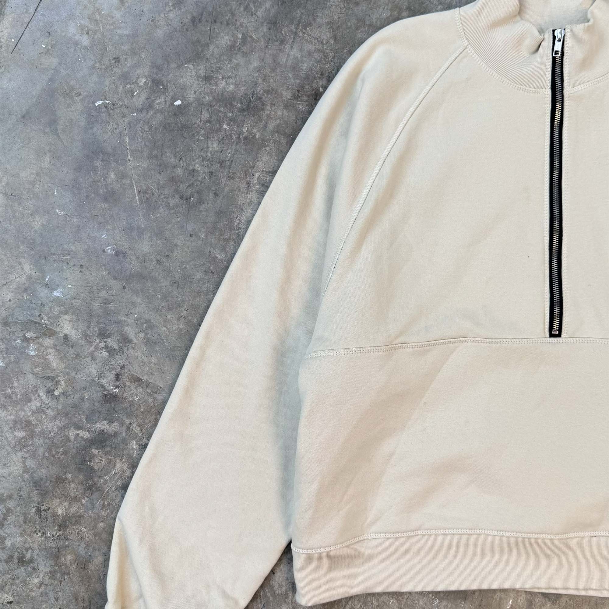 QUARTER ZIP SWEATSHIRT IN OAT - Image 2