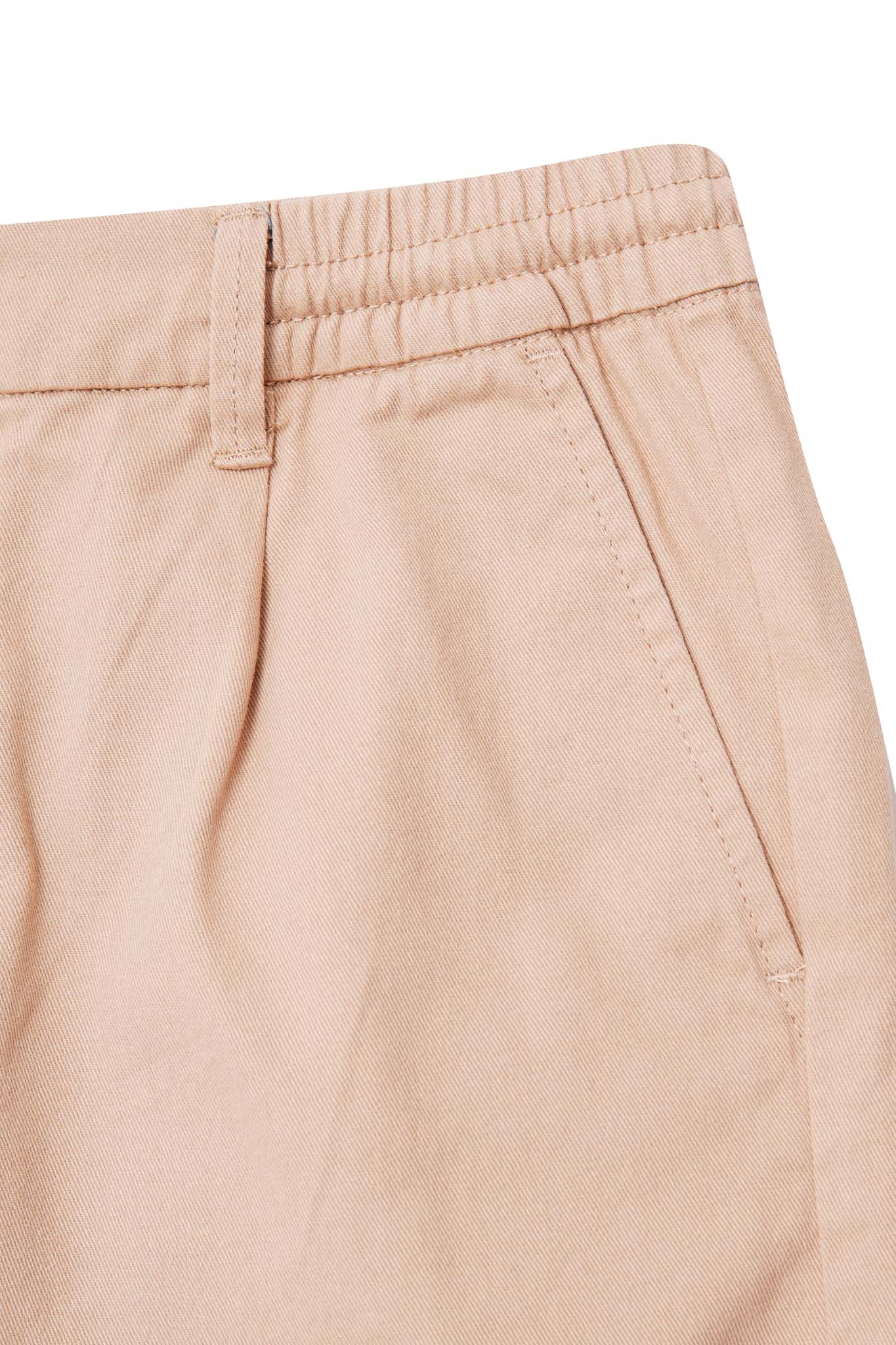ROAM SHORTS IN SAND - Image 6