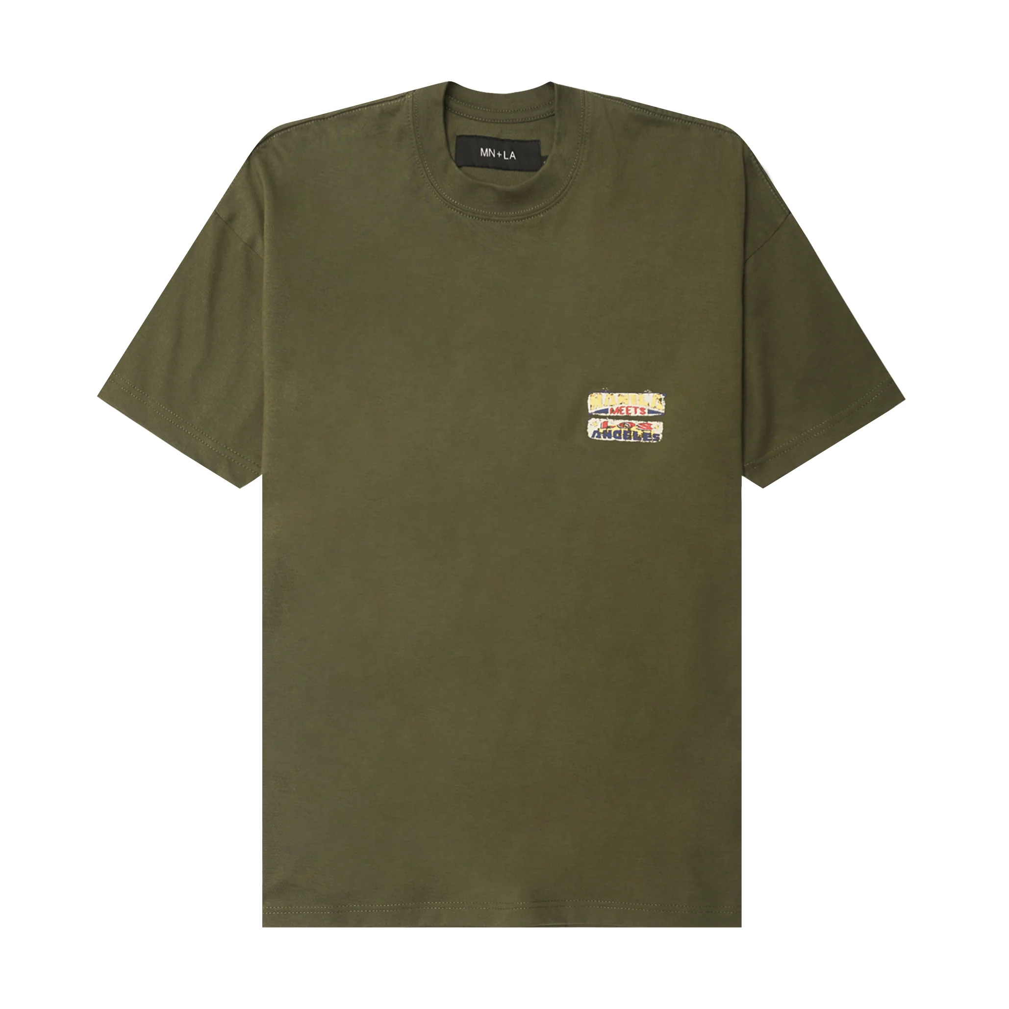 "SAFE TRIP" TEE IN OLIVE