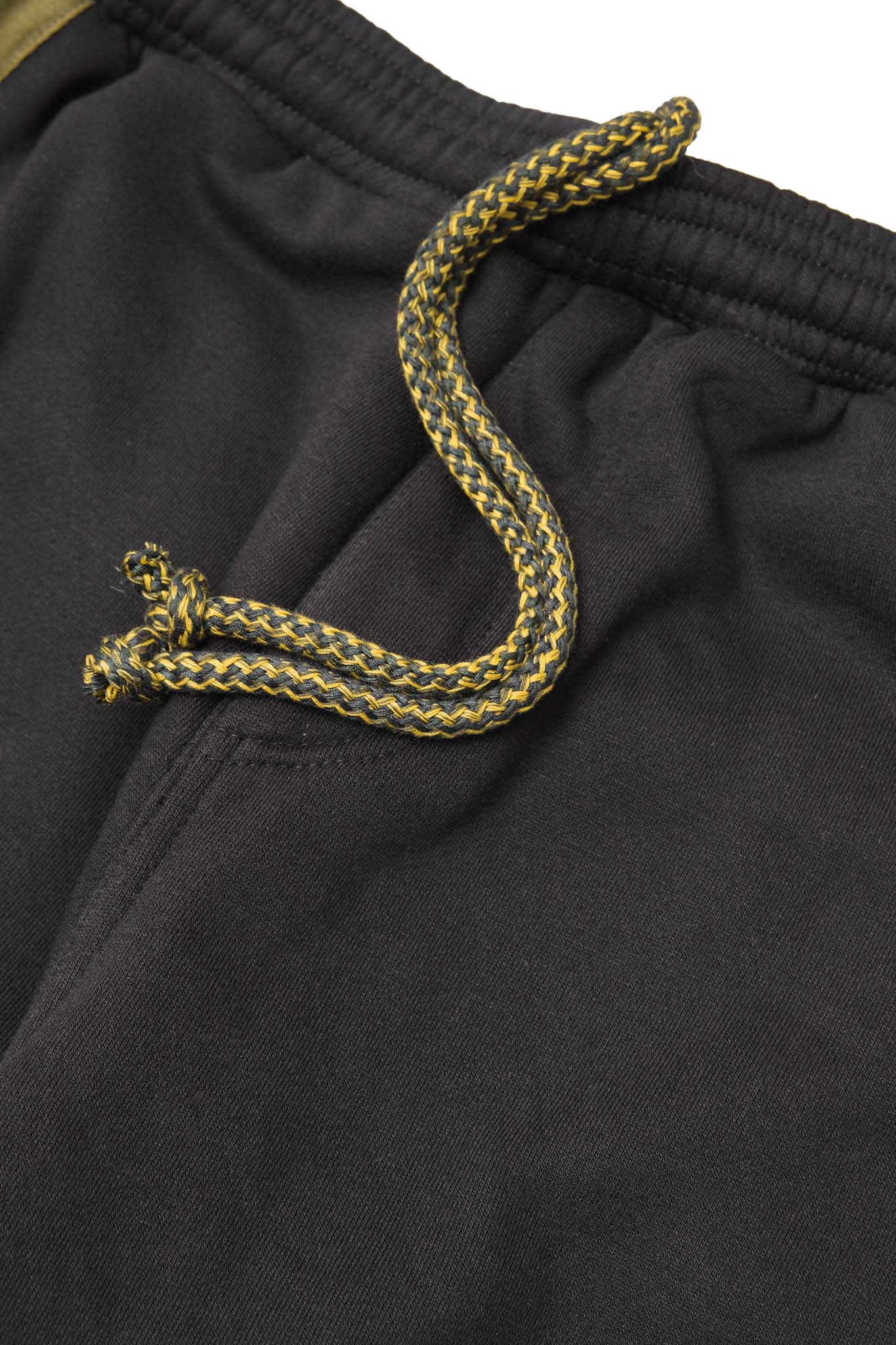 STRIDE PANTS IN ANTHRACITE/OLIVE - Image 5