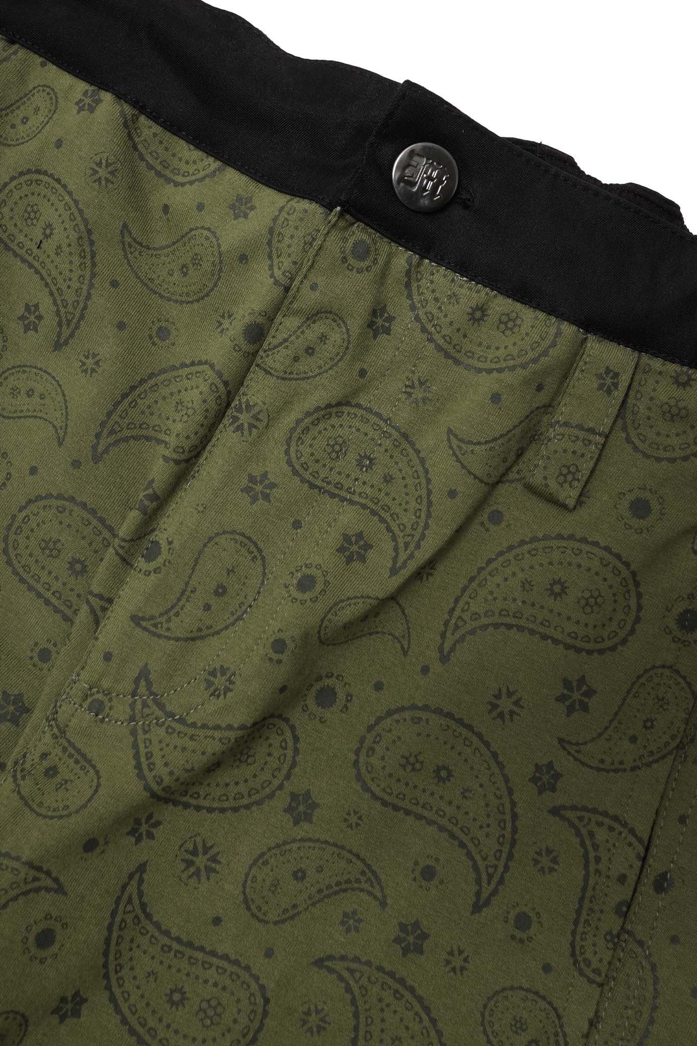 STRIDE SHORTS IN FERN PAISLEY - Image 3