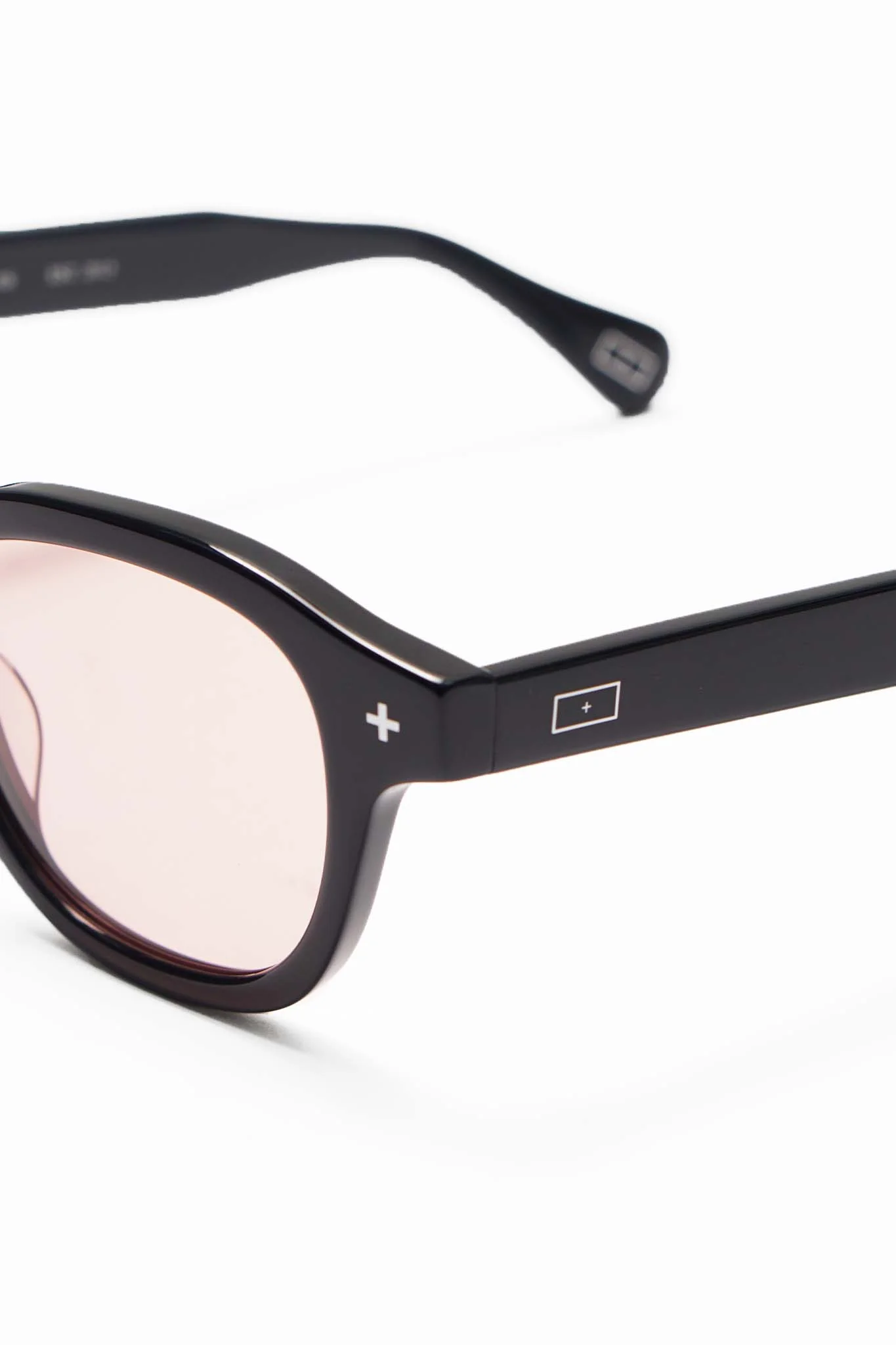 "SURYA UV01" PIANO BLACK + SANGUINE TINTS - Image 3