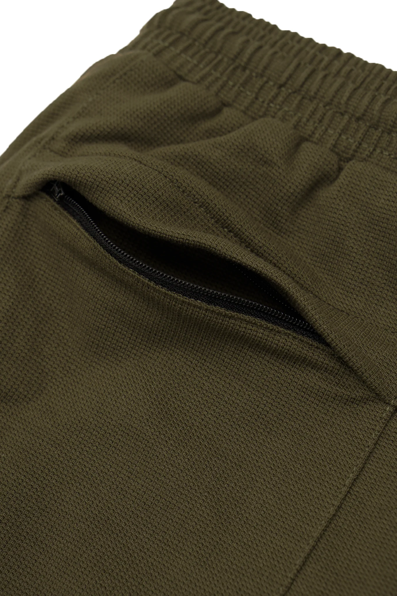 WAFFLE WEAVE LOUNGE PANTS IN OLIVE - Image 12