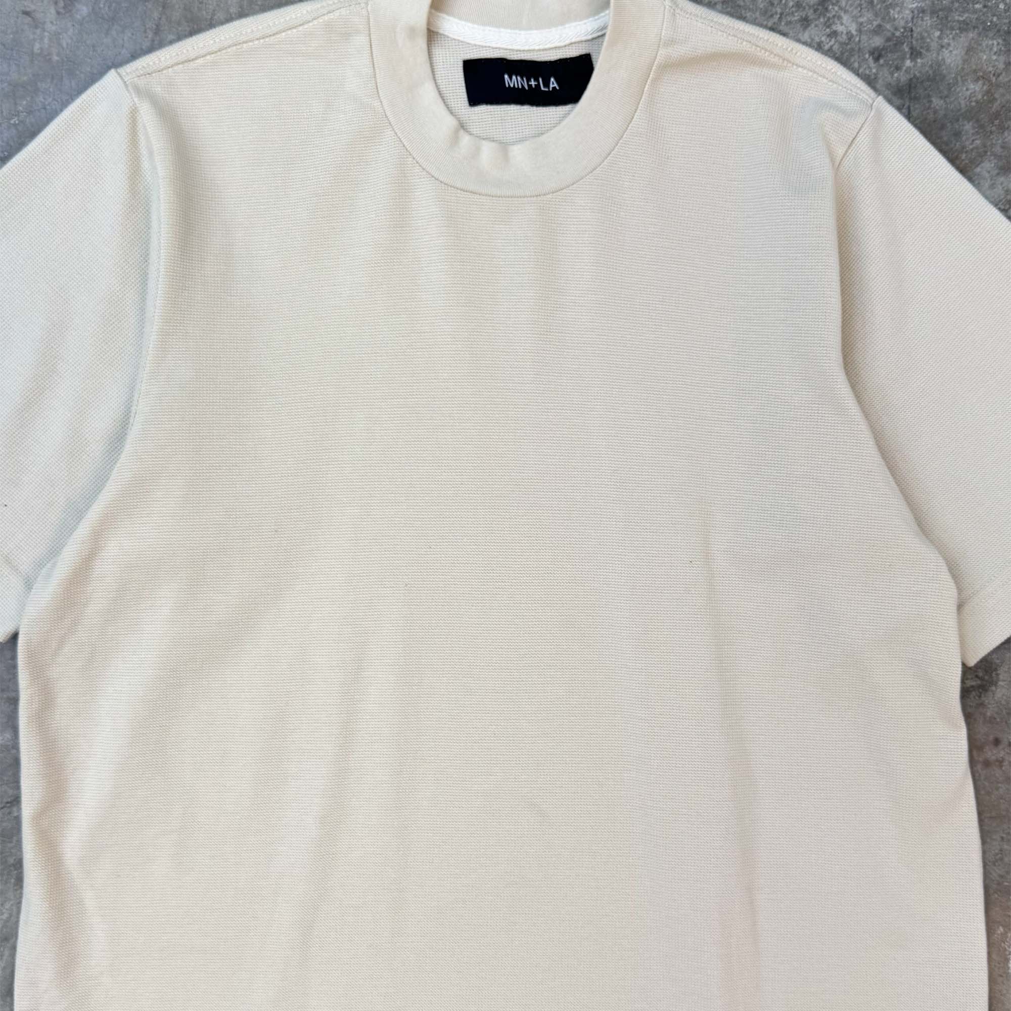 WAFFLE WEAVE MOCK NECK TEE IN OAT - Image 3
