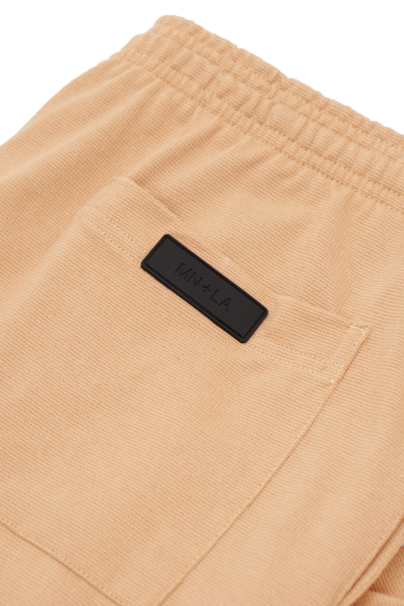 WAFFLE WEAVE PLEATED CROPPED PANTS IN WHEAT - Image 8