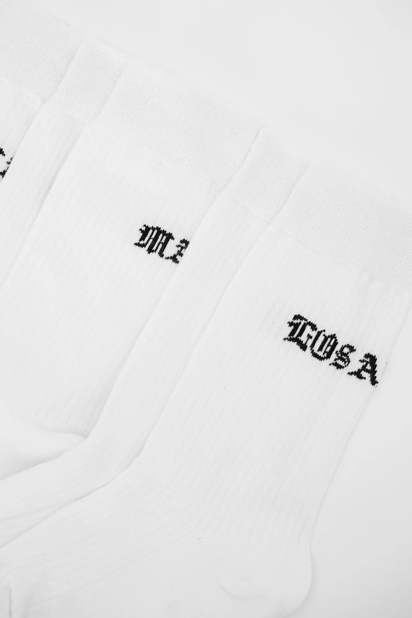 WHITE SOCKS - Image 2